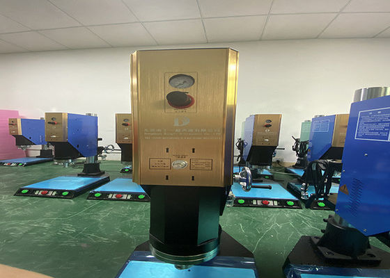 Machine de soudure rotatoire ultrasonique bleue de 3200W 15KHz